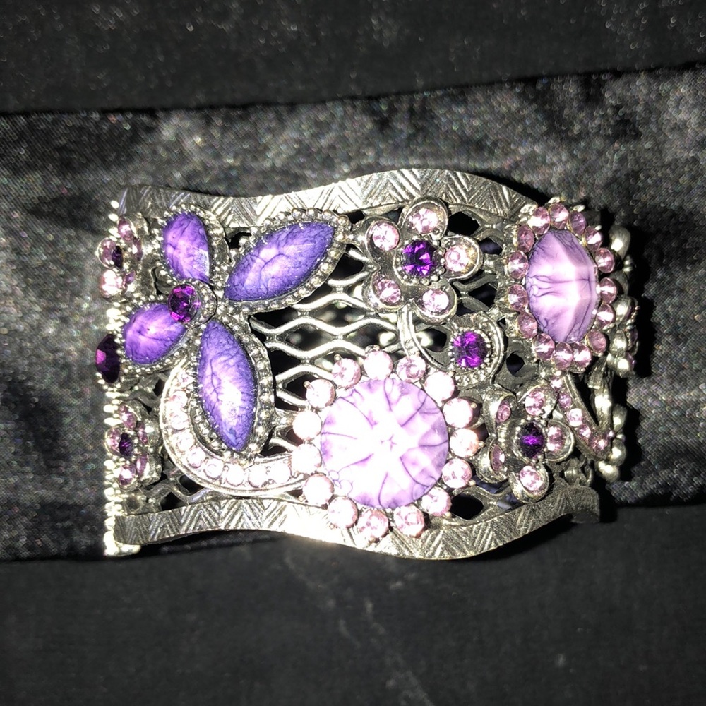 Cuff bracelet